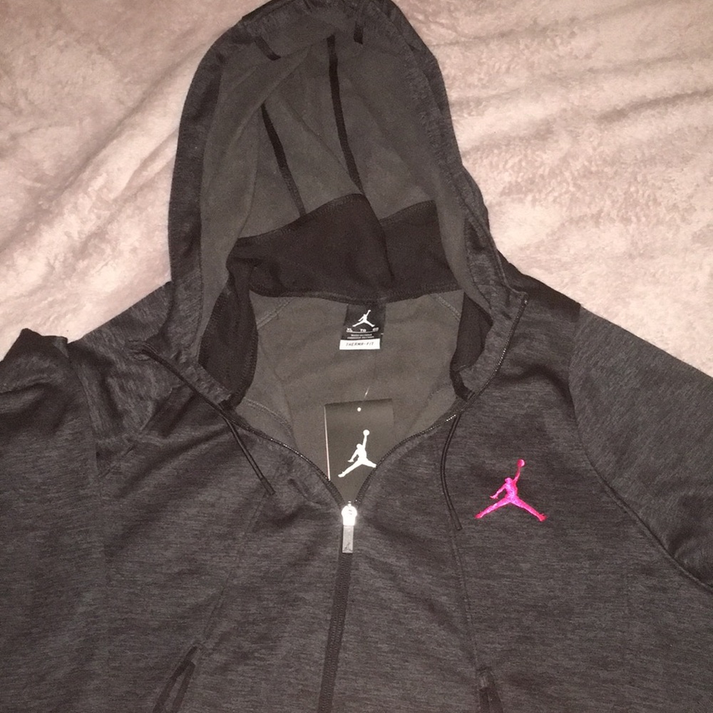⛹🏽‍♂️Mens Therma-fit XL Jordan Sweatshirt